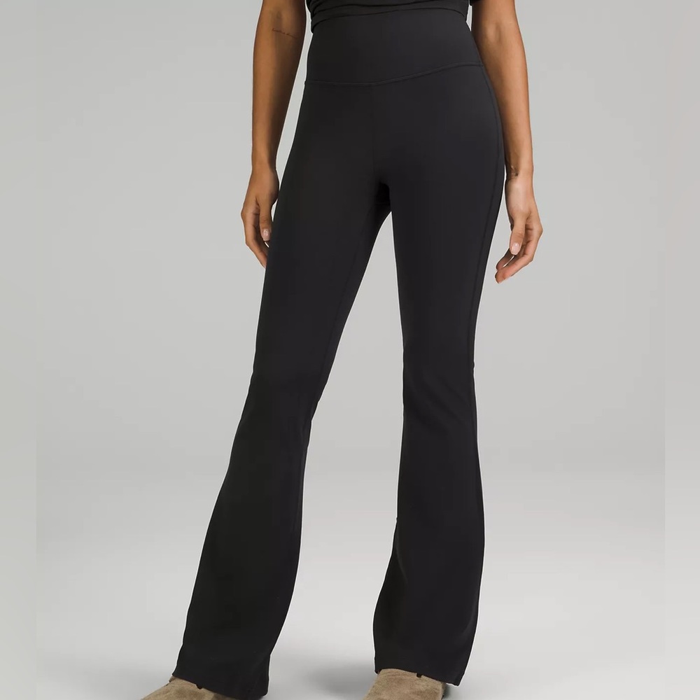Lululemon Groove Super-High-Rise Flared Pant Nulu